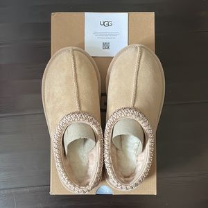 NIB Ugg Tasman Driftwood Slippers Women’s Size 5